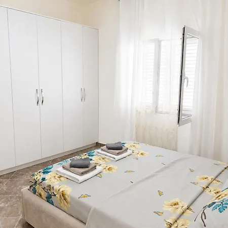Vakantiehuis Muhadri *